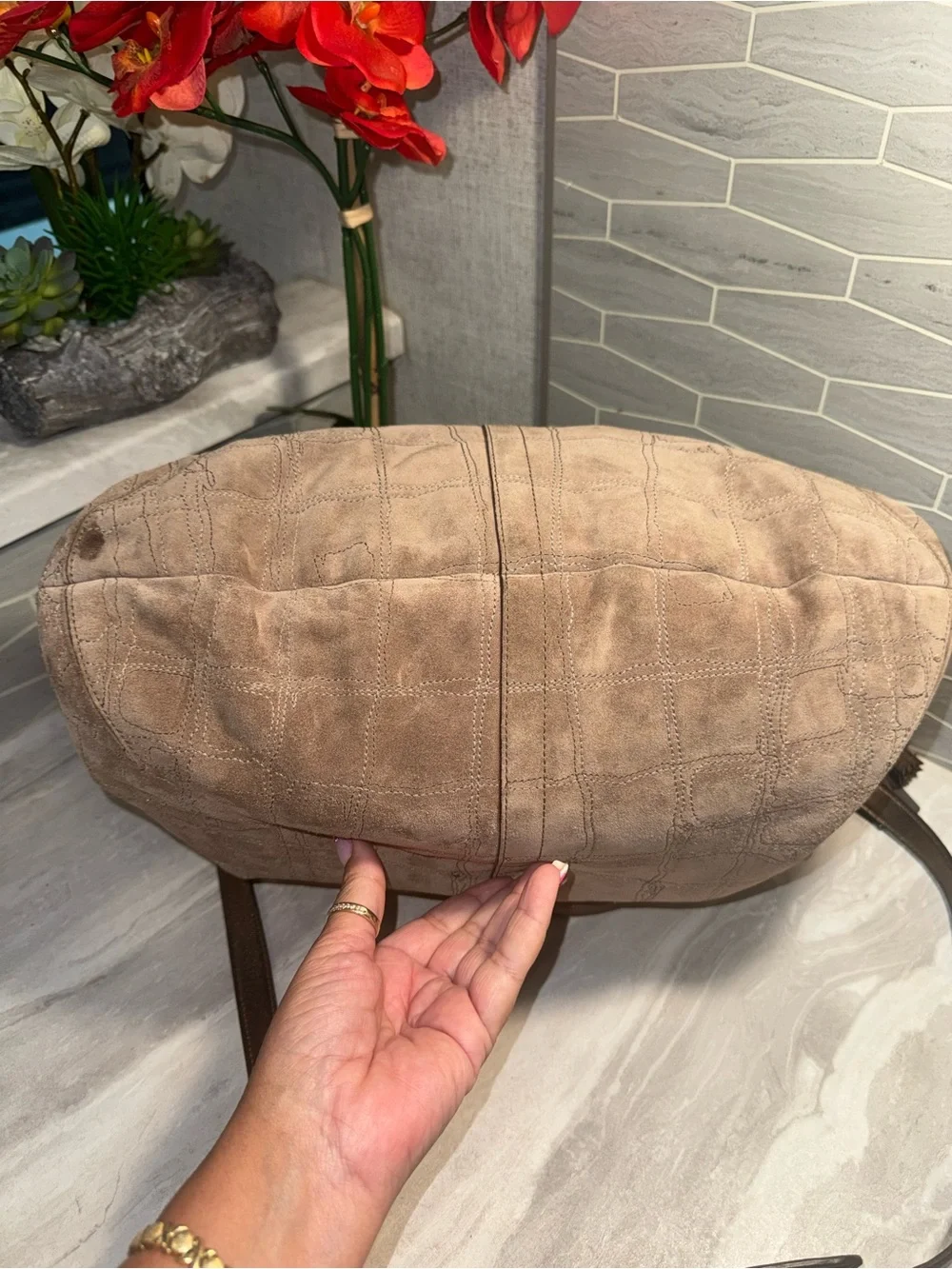 Coach $689 Suede Shoulder & Crossbody Beautiful Accents & 4 Original Hang Tags